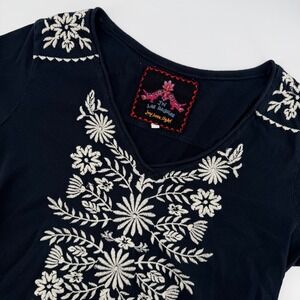 Johnny Was Los Angeles Black Embroidered  3/4 Sleeve Tunic Top Women Medium